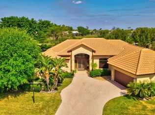 10675 Stonebridge Blvd, Boca Raton, FL 33498