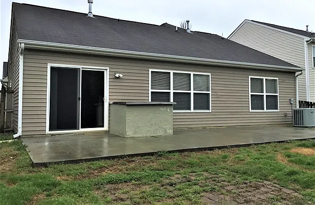 517 Lindsborg Trl — Photo 14
