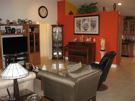 3rd image of 5403 SW 24th Pl
