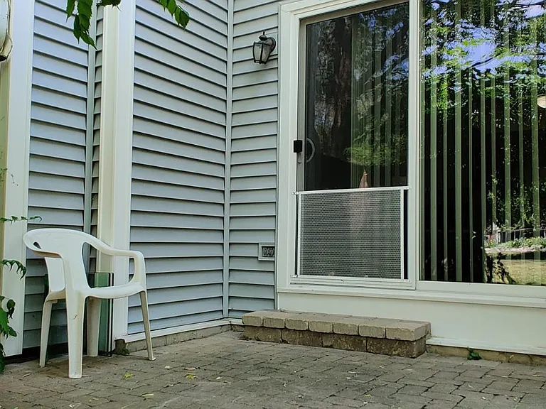 1062 Cumberland Ct — Photo 14