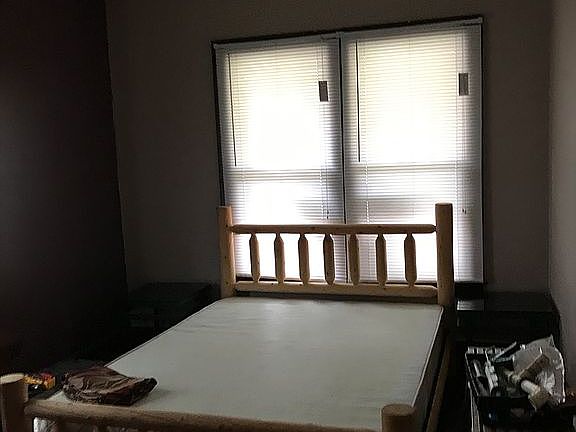 3rd image of 208 Locust Ct