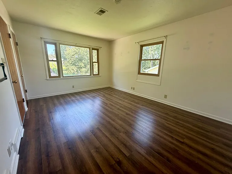 865 S 45th St #863 — Photo 5