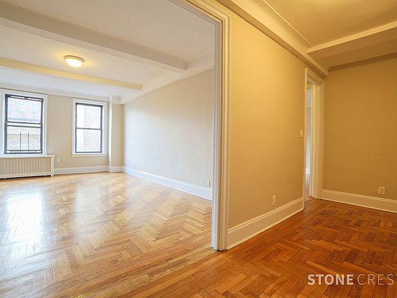 5th image of 900 W End Ave APT 8E
