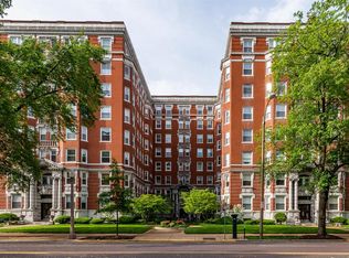 4954 Lindell Blvd APT 8E, Saint Louis, MO 63108