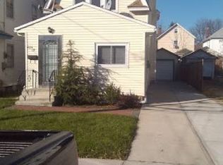 22419 93rd Rd, Queens Village, NY 11428