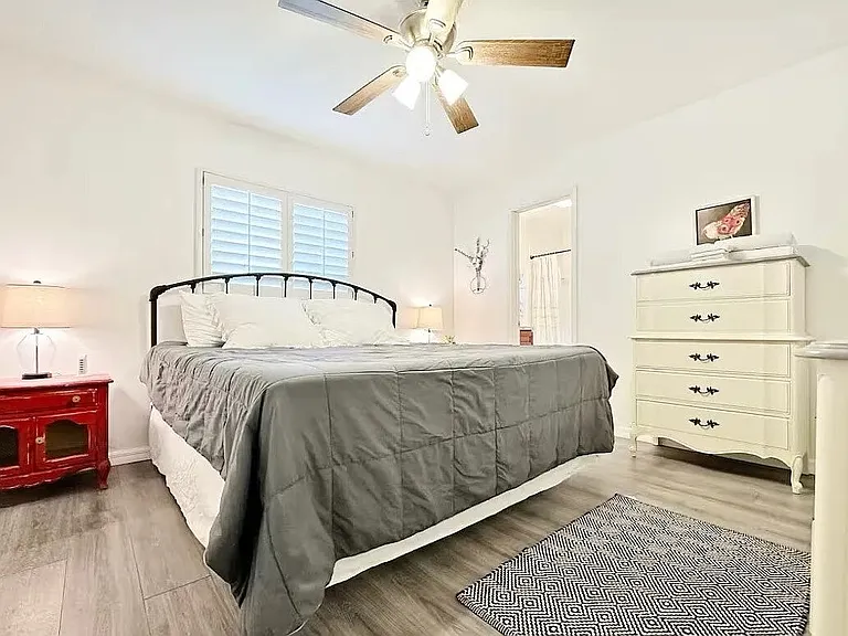6500 SW 60th Ave — Photo 14