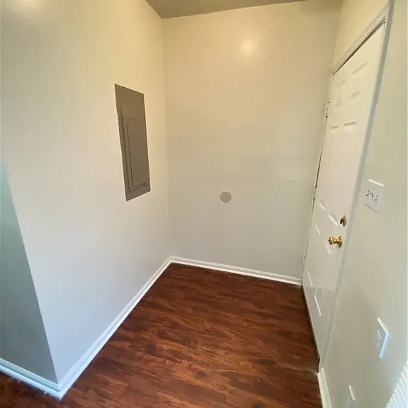 344 Price St — Photo 7