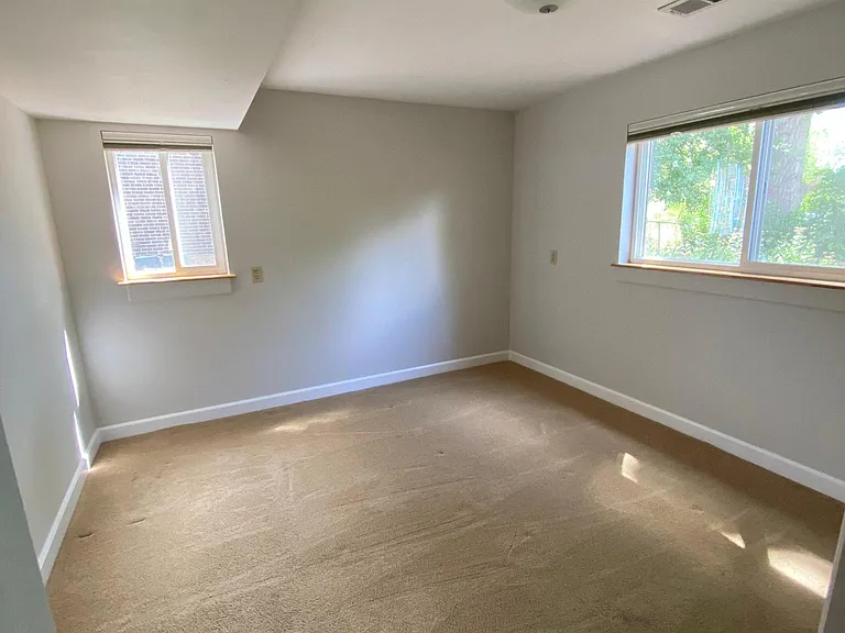 1159 Lefthand Dr #B — Photo 14