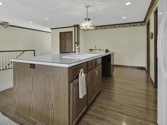 4th image of 6710 N Wentward Ct #108