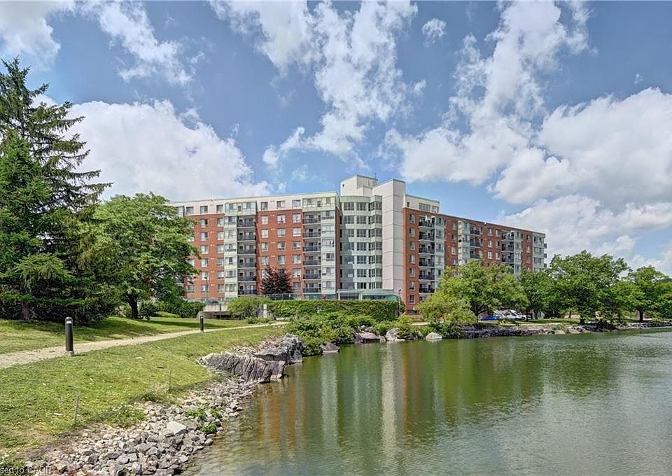 1st image of 30 Blue Springs Dr #305