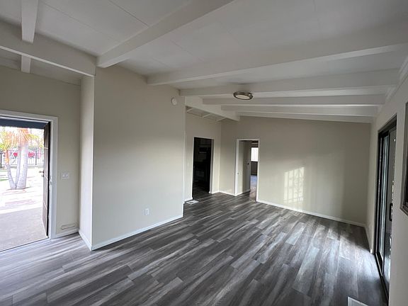 2nd image of 2916 W Century Blvd APT 1