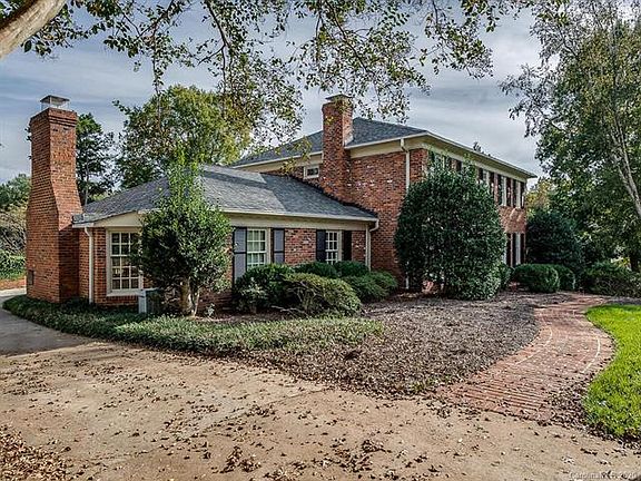 2nd image of 3834 Larkston Dr