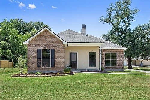 1st image of 7492 Woodland Trace Ct