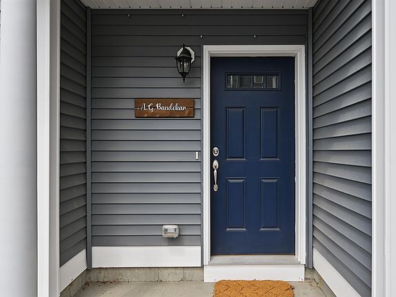 2nd image of 18 Dumaine Avenue #B