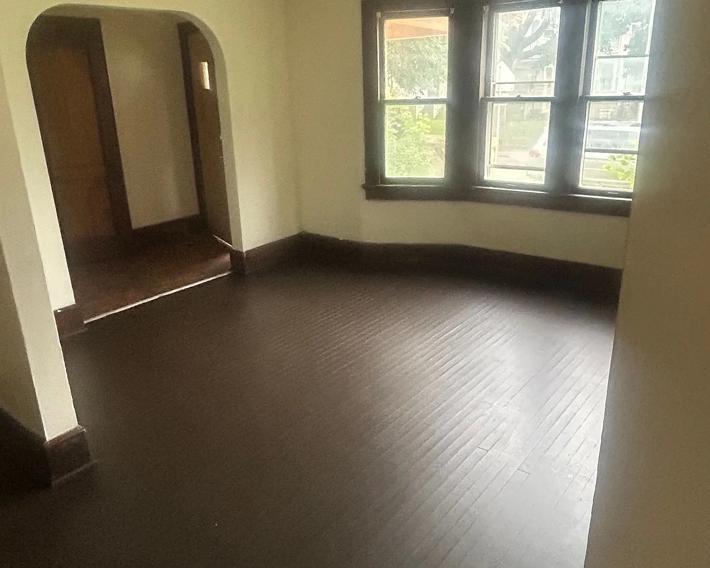 Spacious 2Br Lower Duplex in Milwaukee — Photo 4