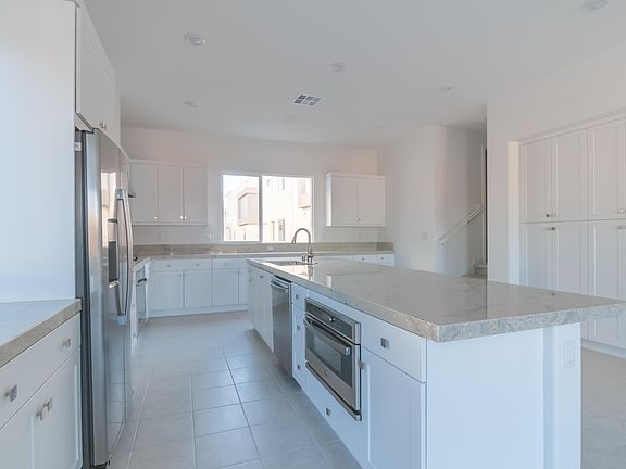 3rd image of 1396 E Meridian St #84