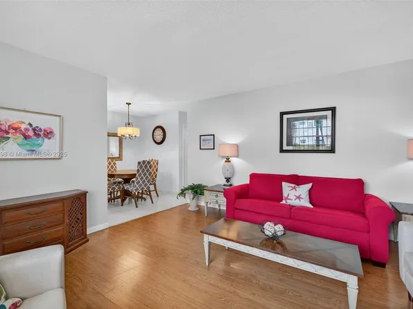 1355 NE 167th St APT 110, North Miami Beach, FL 33162