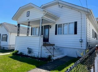 380 Johnson St, Fall River, MA 02723