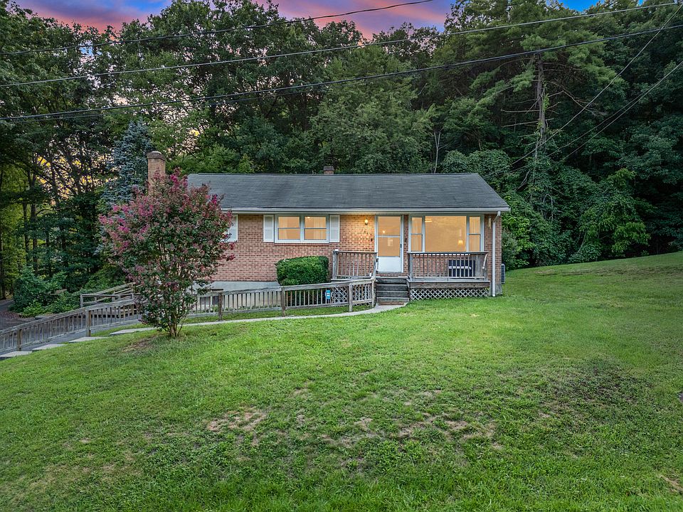 1st image of 1415 McAllister Dr