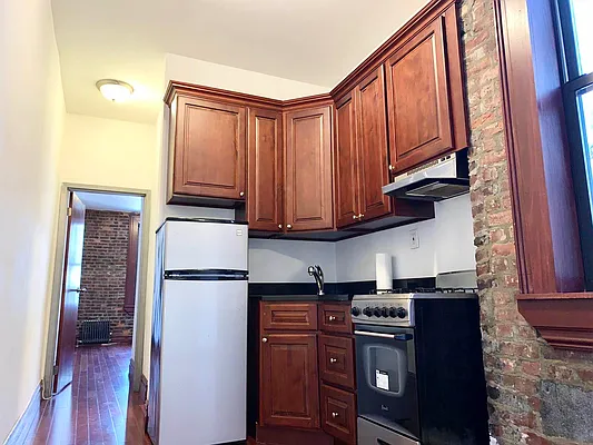 Rented by MOTION New York | media 7