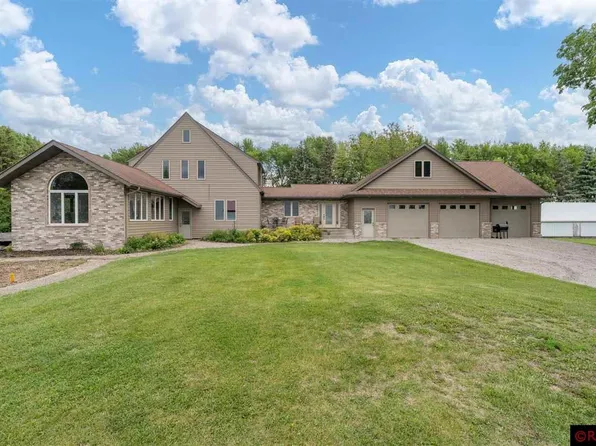 50167 230th St, Minnesota Lake, MN 56068