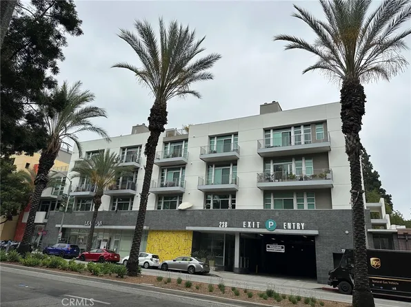 238 S Arroyo Pkwy Unit 213, Pasadena, CA 91105