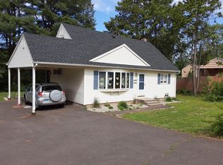 65 Brett Ln, Enfield, CT 06082