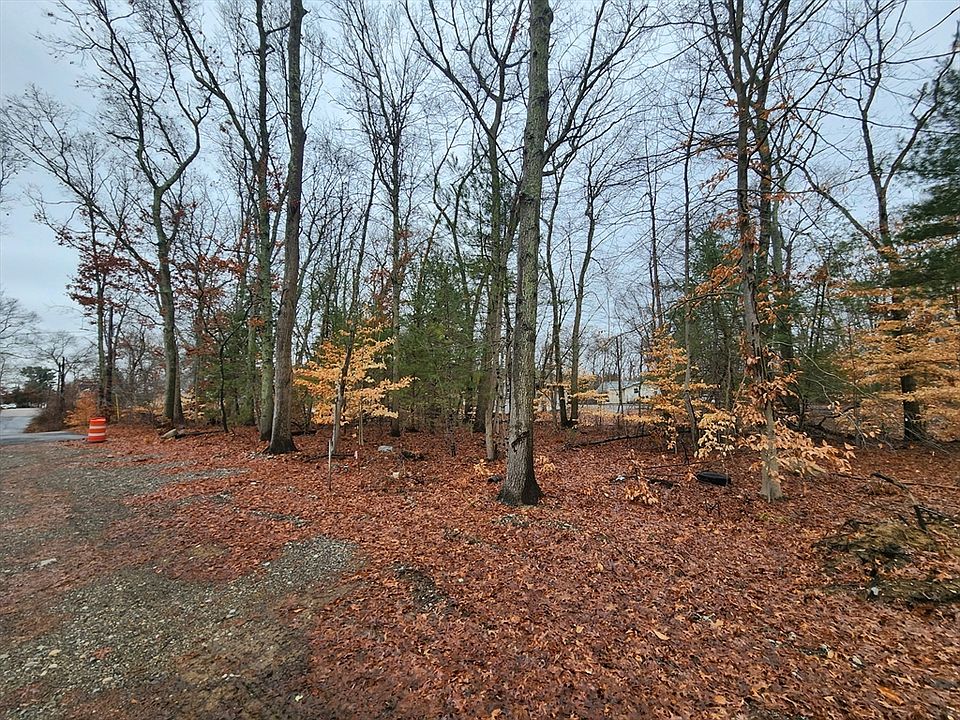 2nd image of 0 Barberry Rd
