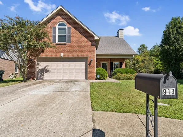 913 Springlake Ct, Nashville, TN 37221