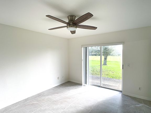 5th image of 1415 SE 8th Ave #1417