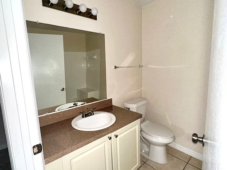 2550 N Alafaya Trl #2110 — Photo 8