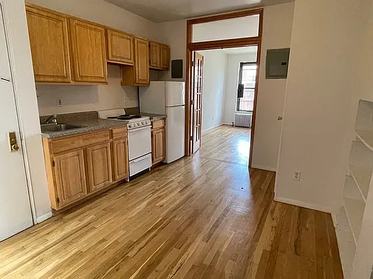 Rented by Best Apartments North Inc | media 5