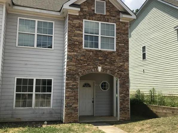 152 Nizzear Ln, Carrollton, GA 30117