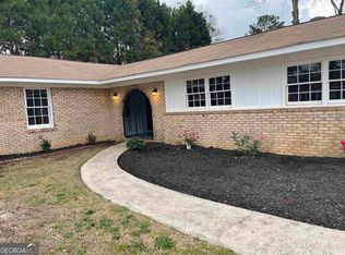 505 Forest Lake Dr, Warner Robins, GA 31093