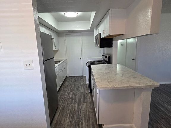 4th image of 4416 N 35th Ave #2X2R
