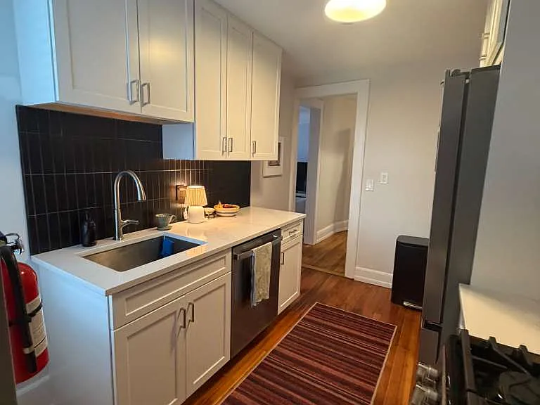 8 Kent Place Blvd #2 — Photo 32