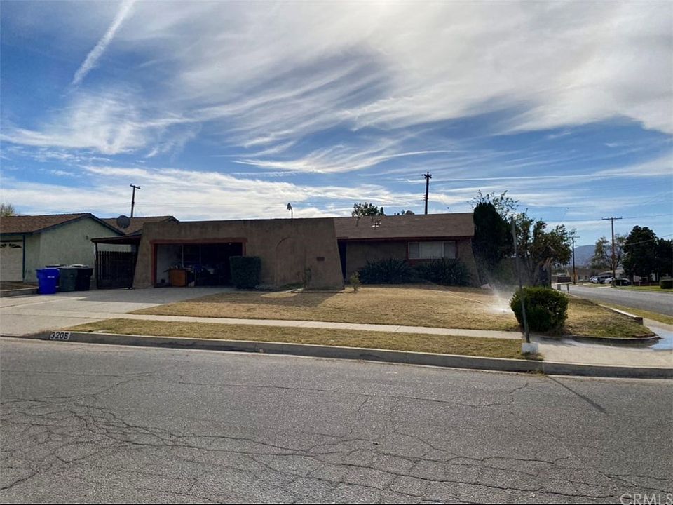 1st image of 3205 Clifton Ave