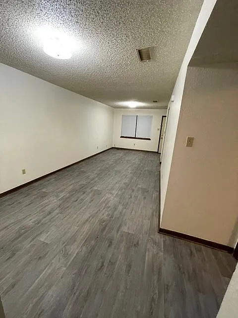2 bed, $725 — Photo 3