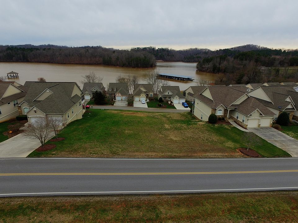 2nd image of 949 Rarity Bay Pkwy