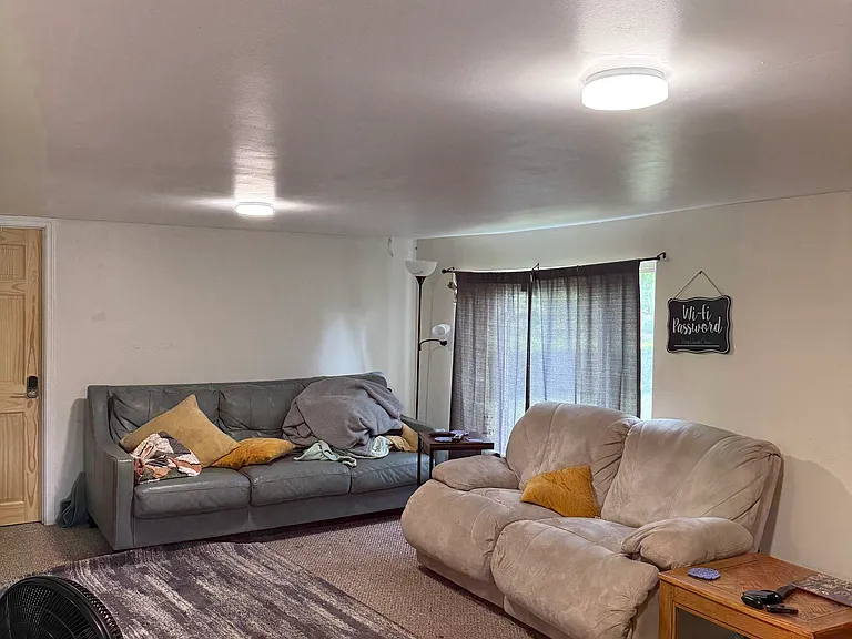 45 Hazel St — Photo 11