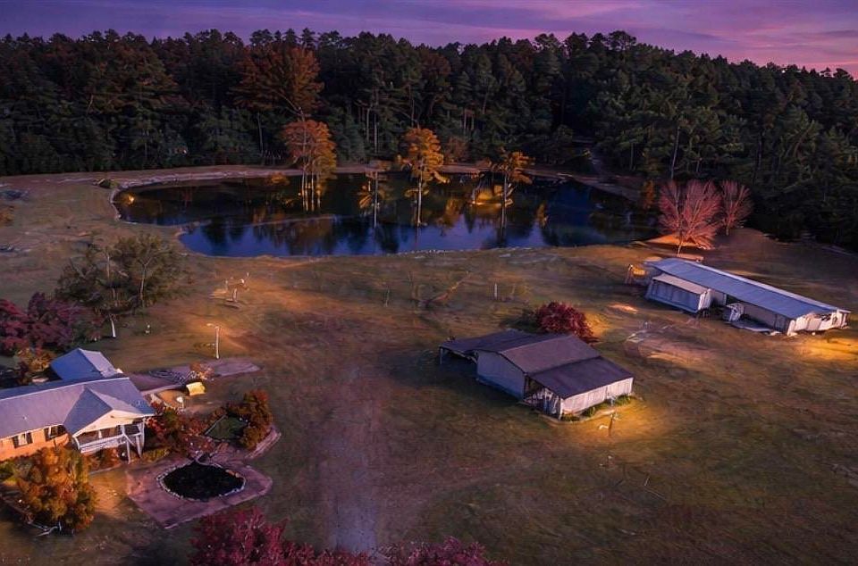 1st image of 646 Briar Creek Rd
