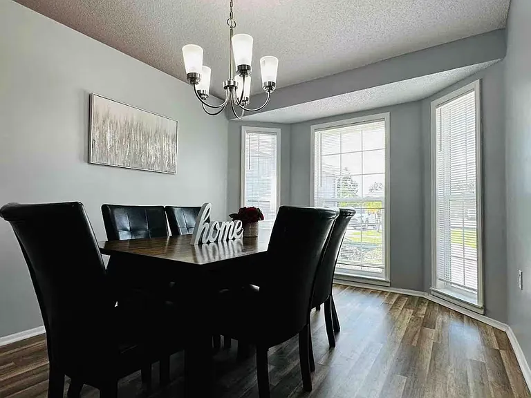 805 Mendoza Dr — Photo 4