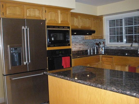 5th image of 5745 Park Manor Dr #1