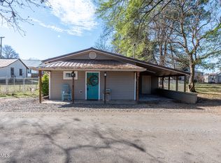 3619 Nora Lee St, Rockford, TN 37853