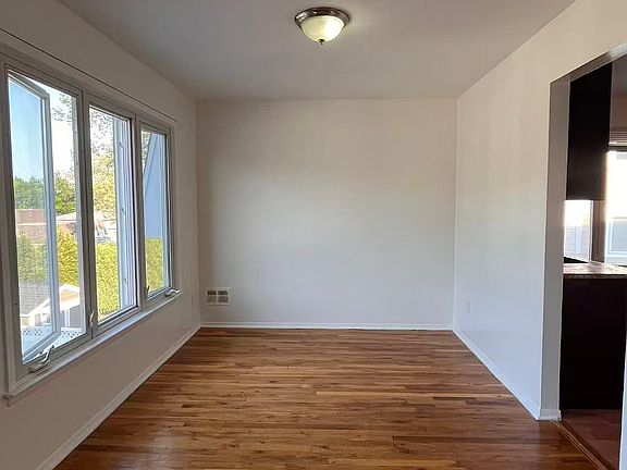 2nd image of 1511 215th St Floor 2
