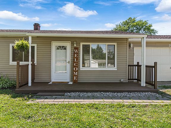 4th image of 2050 Byron Dr