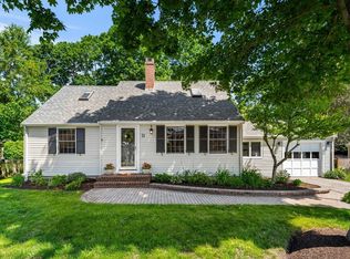 11 Bruce Ln, Wenham, MA 01984