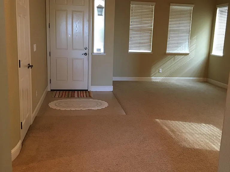 833 Hildebrand Cir — Photo 6