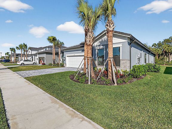 Exterior Homesite 00900
