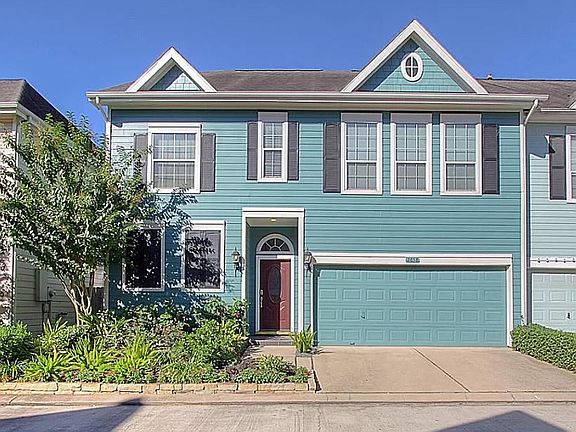 Newly painted bright and vibrant colored home!